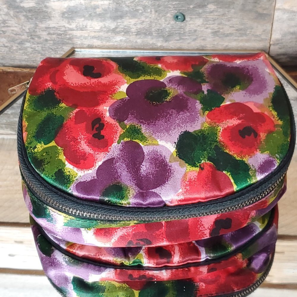 Celebrity Inc. New York NY - Floral Satin Cosmetic Clutch - Vintage 1960's. - Picture 1 of 8
